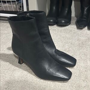 Sam Edelman Lani Black Ankle Boots